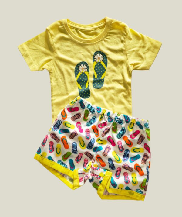 Conjunto Amarelinho